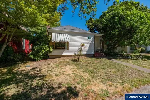 350 19th St NE, Salem, OR 97301