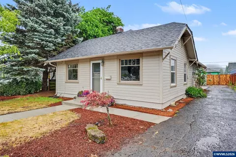 969 SE Miller Ave, Dallas, OR 97338