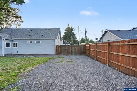 Exterior - 264 7th St, Lyons, OR 97358 photo 12 of 12