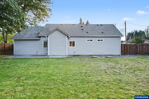 Exterior - 264 7th St, Lyons, OR 97358 photo 10 of 12
