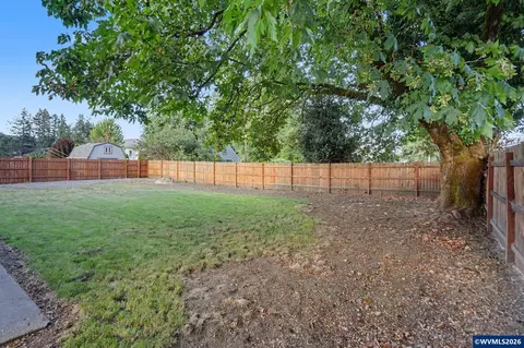 Exterior - 264 7th St, Lyons, OR 97358 photo 7 of 12