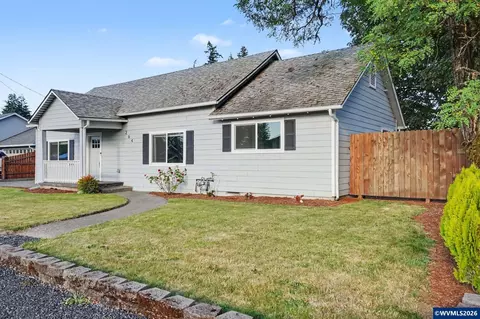 Exterior - 264 7th St, Lyons, OR 97358 photo 3 of 12