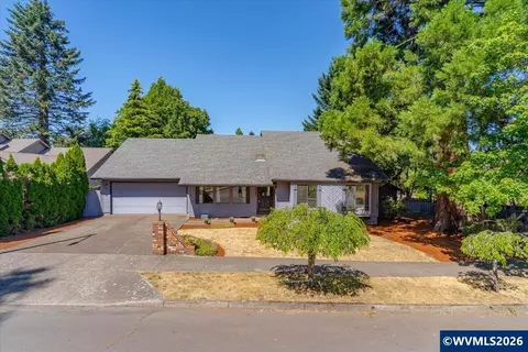 1983 Arithmetic Dr SE, Salem, OR 97302