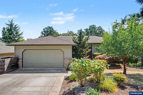 4734 Bradford Lp Lp SE, Salem, OR 97302