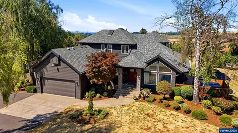 8325 Redwood Dr SE, Aumsville, OR 97325