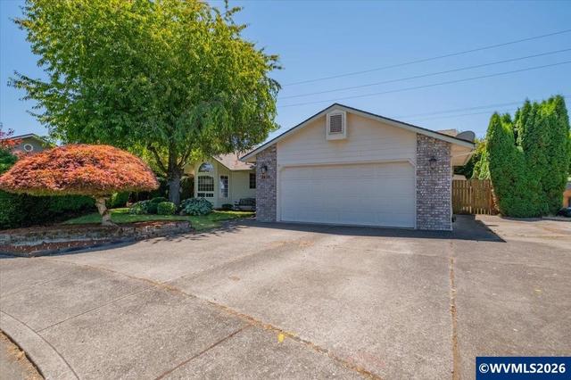1610 Partridge Ct, Stayton, OR 97383