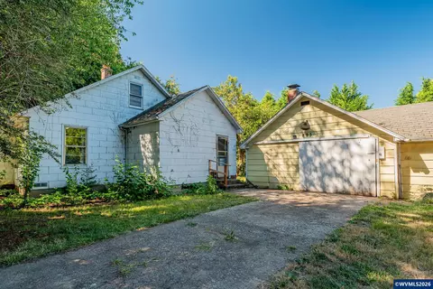 895 Elma Ave SE, Salem, OR 97317