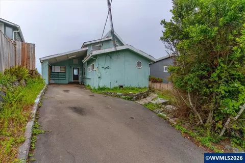 2545 SW Anchor Ave, Lincoln City, OR 97367