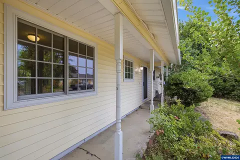 Exterior - 1213 Hemlock Lp Lp, Independence, OR 97351 photo 1 of 4