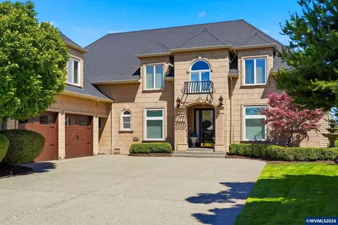2340 Miller Farm Rd, Woodburn, OR 97071