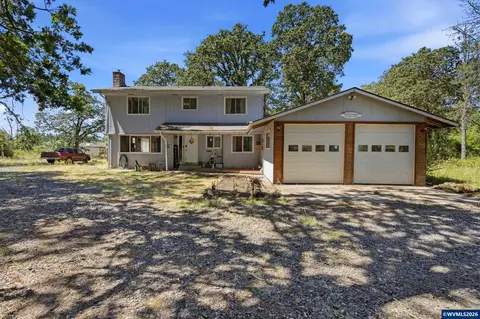 40662 Fish Hatchery Dr, Scio, OR 97374