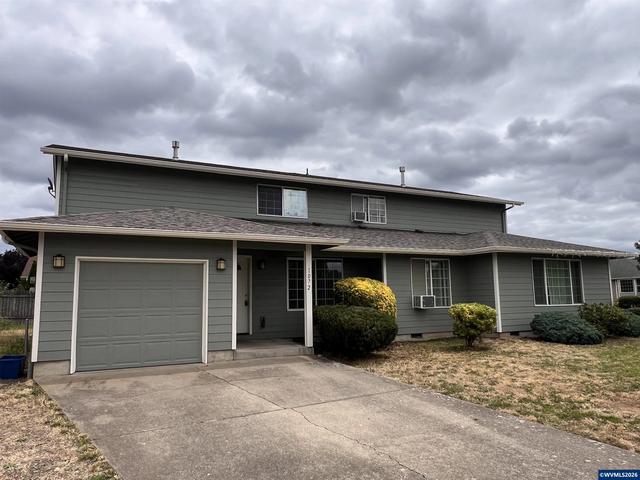 1080 B Lp Lp, Lebanon, OR 97355