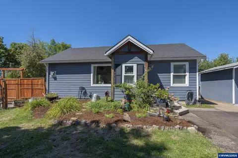 1510 S 10th St, Lebanon, OR 97355