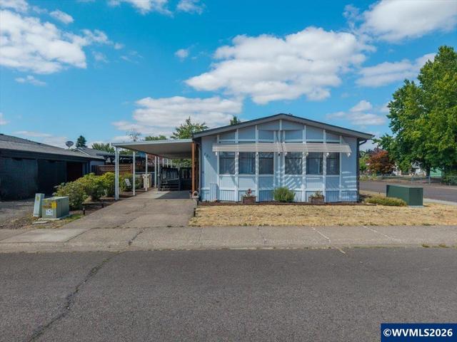 801 Mazama Ave, Lebanon, OR 97355