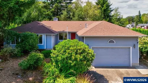 1752 Sunburst Ter NW, Salem, OR 97304