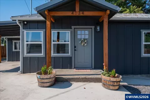 4134 Highway 20, Sweet Home, OR 97386