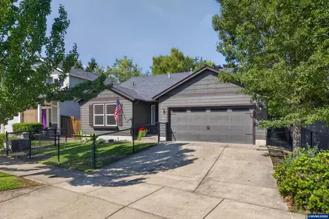 548 Adam St NW, Albany, OR 97321