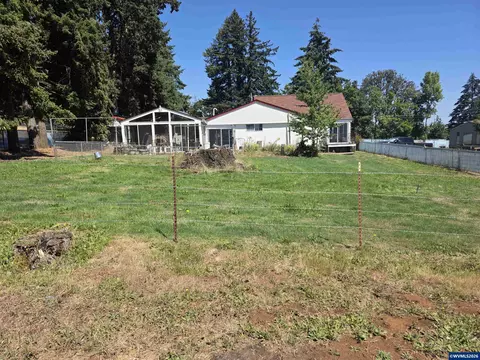 2690 Rocky Way SE, Salem, OR 97306