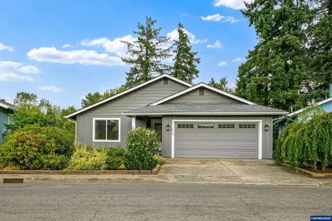 1639 Nut Tree Dr NW, Salem, OR 97304