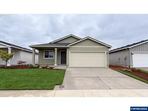 663 Minnesota St, Lebanon, OR 97355