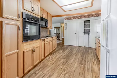 1418 Pine Space C St NE #C, Silverton, OR 97381 photo 15