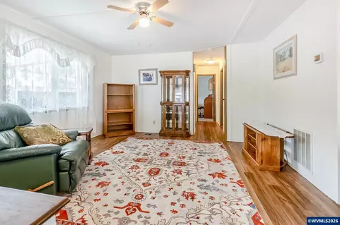 1418 Pine Space C St NE #C, Silverton, OR 97381 photo 11