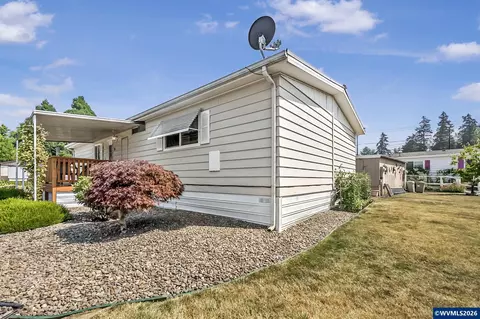 1418 Pine Space C St NE #C, Silverton, OR 97381 photo 3