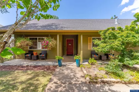 1023 Limelight Ave NW, Salem, OR 97304