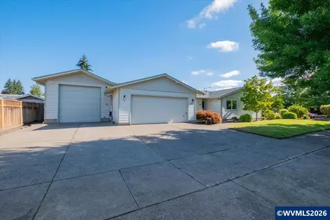 4727 NE San Francisco Dr, Salem, OR 97305