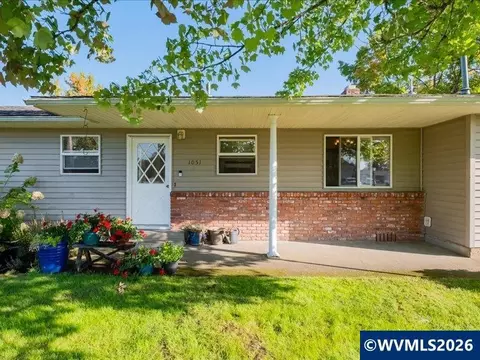 1051 24th Ave SE, Albany, OR 97322