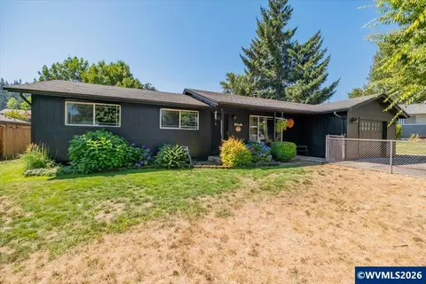 350 W Pine St, Sweet Home, OR 97386