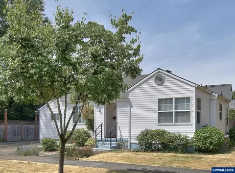 1035 NE Ford St, Mcminnville, OR 97128