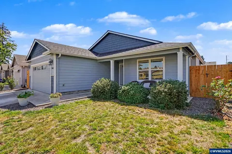 Exterior - 1988 13th Ave SW, Albany, OR 97321 photo 3 of 13