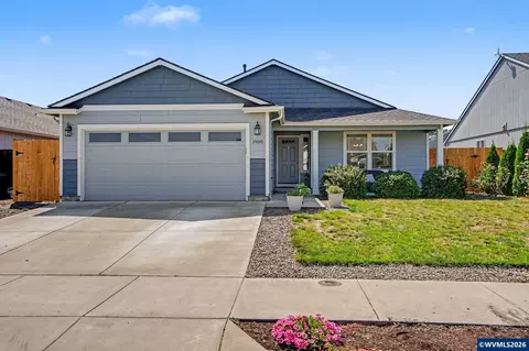Exterior - 1988 13th Ave SW, Albany, OR 97321 photo 2 of 13