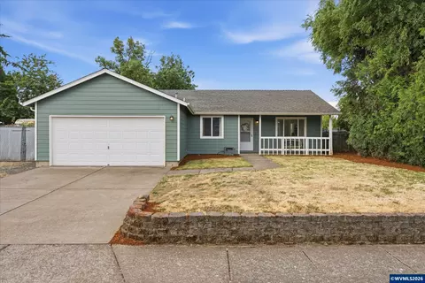 700 Del Mar Dr, Aumsville, OR 97325