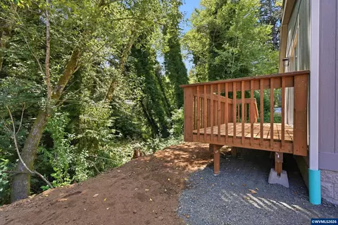 620 N Wayside Lp Lp, Otis, OR 97368 photo 4