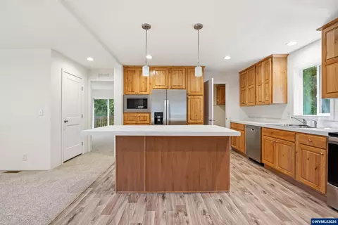 620 N Wayside Lp Lp, Otis, OR 97368 photo 7
