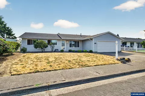 2051 Lafayette St SE, Albany, OR 97322