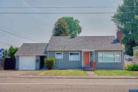 210 N First Ave, Stayton, OR 97383
