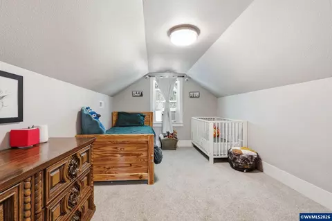 Bedroom - 489 D St, Independence, OR 97351 photo 7 of 8