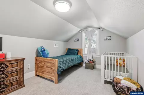 Bedroom - 489 D St, Independence, OR 97351 photo 8 of 8