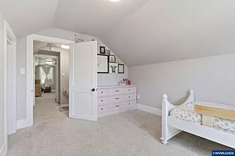 Bedroom - 489 D St, Independence, OR 97351 photo 6 of 8