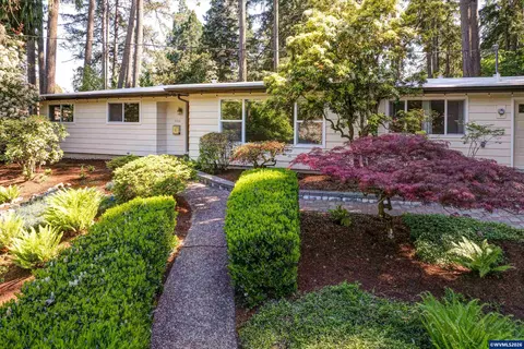 3316 NW Firwood Dr, Corvallis, OR 97330