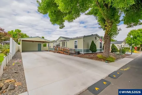 1401 W Ellendale Ave #93, Dallas, OR 97338