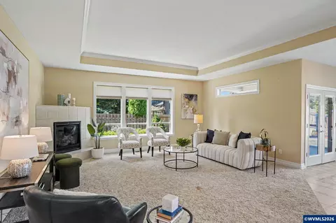 Living - 552 SE Arbor Ct, Sublimity, OR 97385 photo 5 of 6