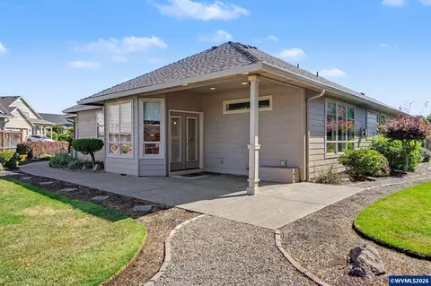 Exterior - 552 SE Arbor Ct, Sublimity, OR 97385 photo 4 of 8