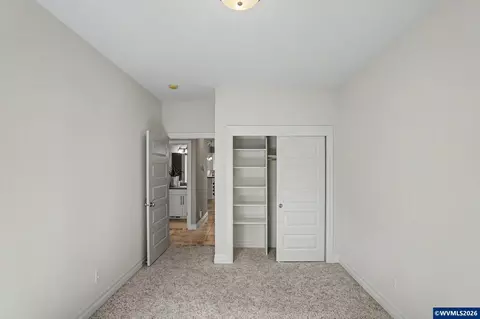 Bedroom - 552 SE Arbor Ct, Sublimity, OR 97385 photo 2 of 7