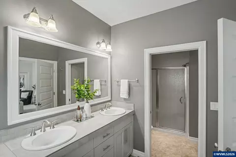 Bath - 552 SE Arbor Ct, Sublimity, OR 97385 photo 5 of 5
