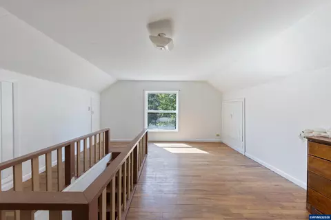 Bedroom - 8470 S Sconce Rd, Canby, OR 97013 photo 6 of 8