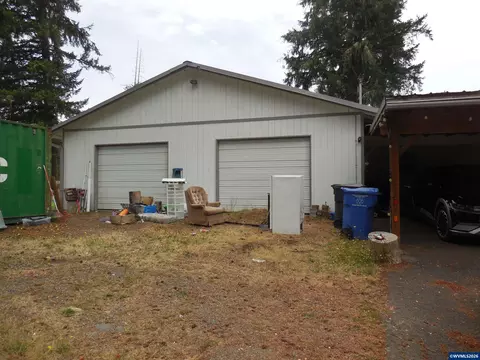Exterior - 341 Locust St, Lyons, OR 97358 photo 4 of 10